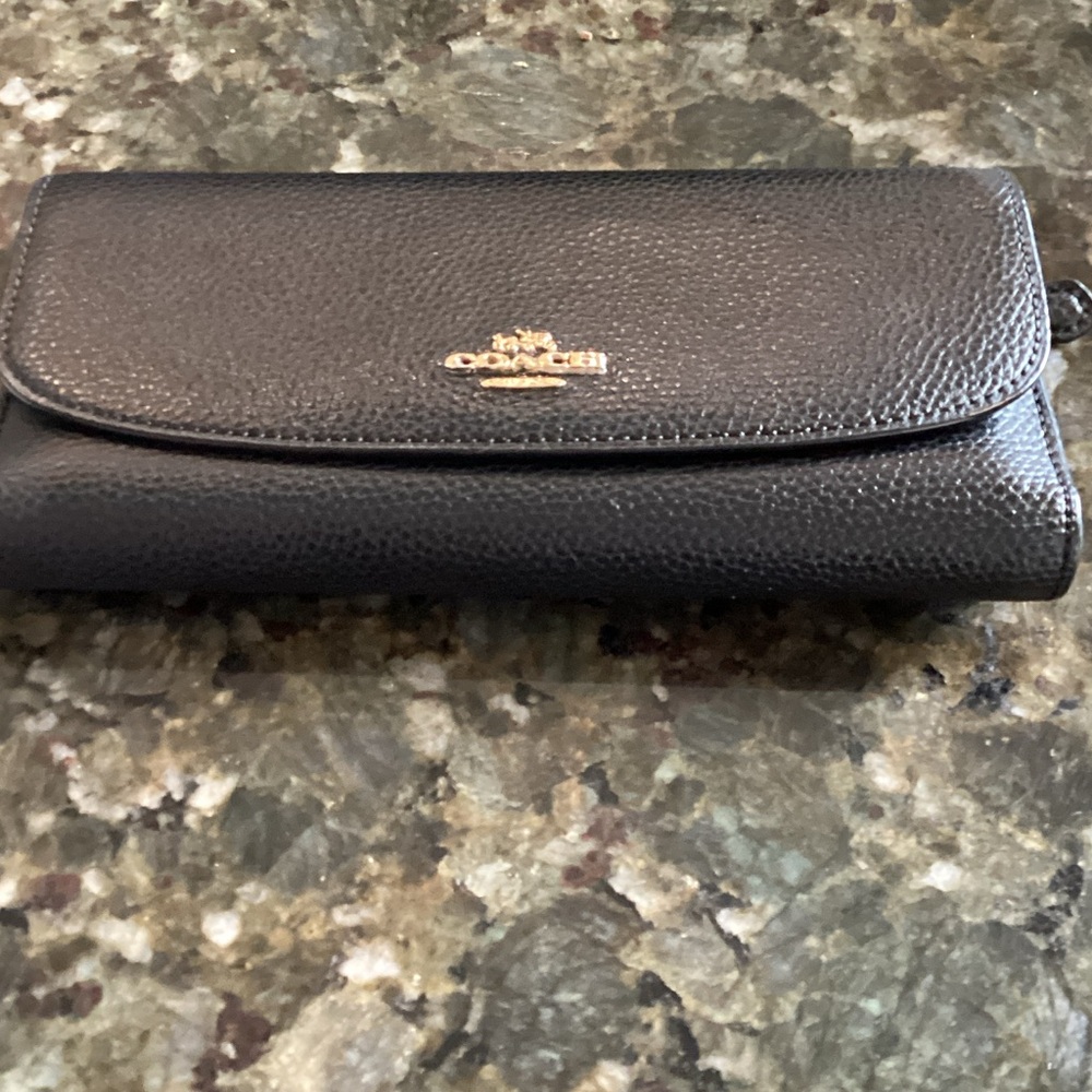 Coach Black Pebbled Leather Continental Wallet with Gold Tone Logo